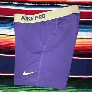 women’s nike pros